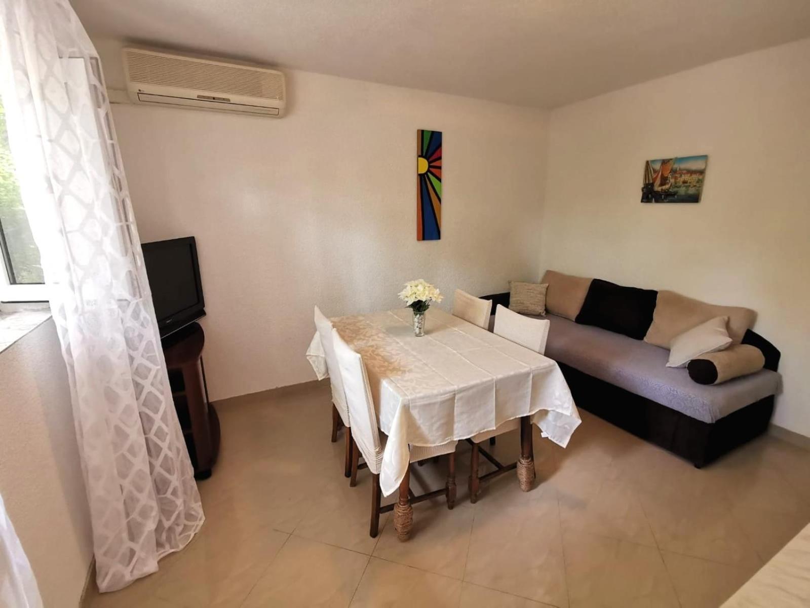 Villa Ruza 30M From The Beach Baška Voda Habitación foto